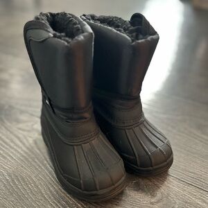 Toddler Snow Boots Sz 5